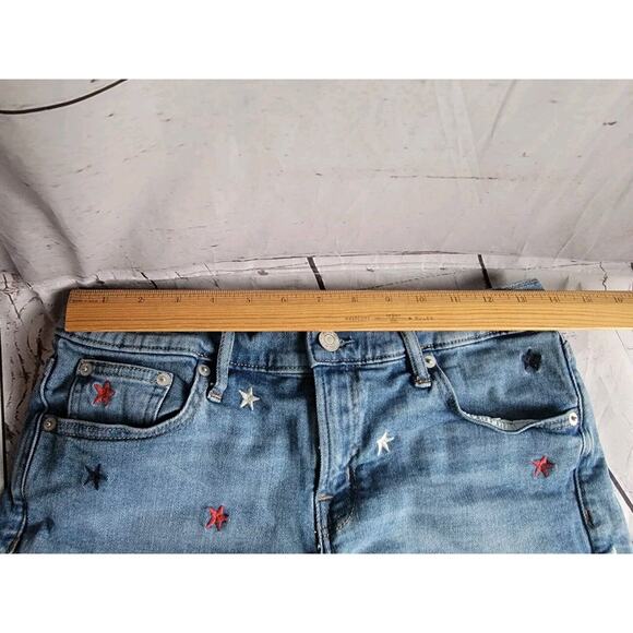 Gap Women's 5 " Embroidered Star Print Denim Shorts Medium Indigo 27 - Picture 6 of 9